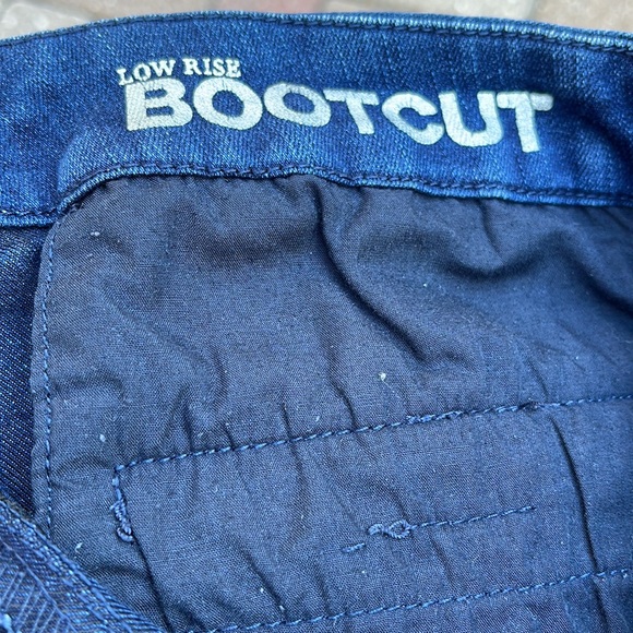 New York & Company Low Rise Boot Cut Front Seam Denim Jeans Size 2 - Picture 8 of 9